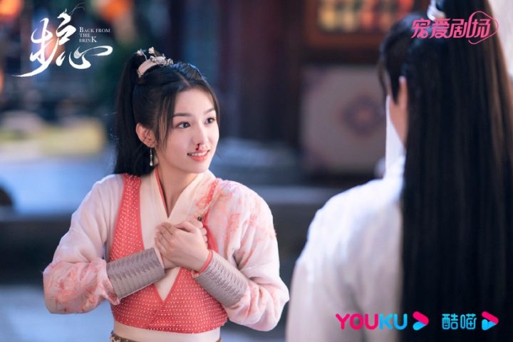古装仙侠剧8位美女师妹！《护心》周也明艳，赵丽颖甜，杨幂发型被吐嘈，迪丽热巴更雷-3