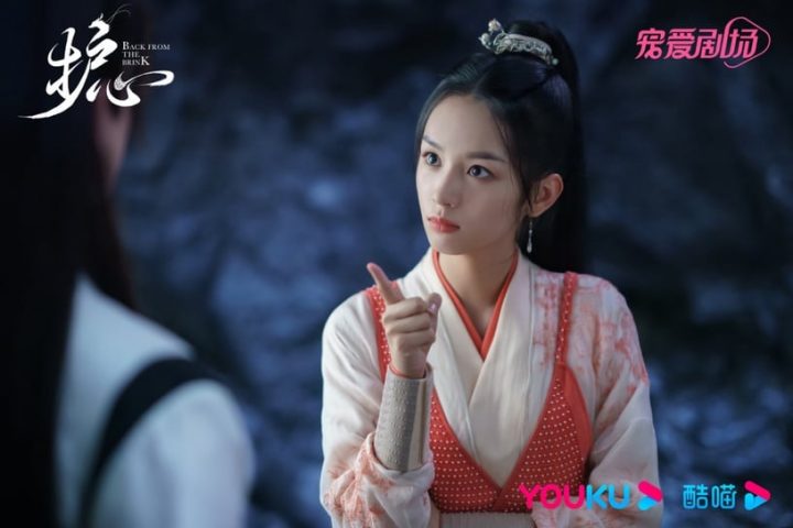 9组国产剧配角“同剧不同命”！罗云熙红过吴倩，《山河令》周也红过马闻远，而他塌房了-11