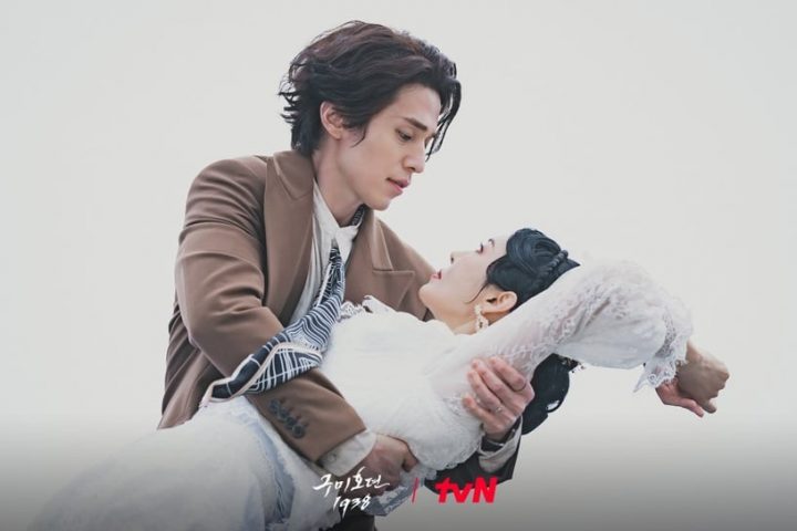 《九尾狐传1938》李栋旭搭档7位女星！和金素妍&刘寅娜&韩孝周都很配，搭她却是场灾难-3