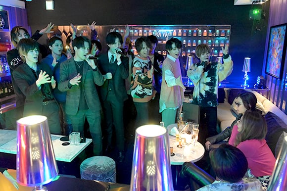 樱井由纪《不小心继承了牛郎店》7看点！三浦翔平求当老板、八木勇征近距离接触超心动-5