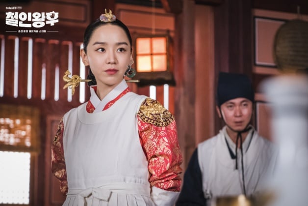 《今生也请多指教》申惠善介绍＋14部韩剧推荐！《哲仁王后》爆笑经典必看-17