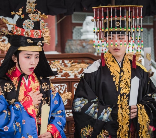 《哲仁王后》奉焕的歪理金句！复仇要美美的、神解析婚姻本质，奉焕：“婚礼等于丧礼”-4