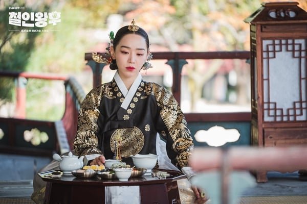 《哲仁王后》奉焕的歪理金句！复仇要美美的、神解析婚姻本质，奉焕：“婚礼等于丧礼”-21