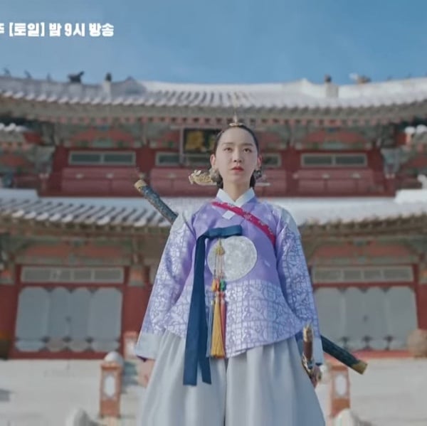 《哲仁王后》奉焕的歪理金句！复仇要美美的、神解析婚姻本质，奉焕：“婚礼等于丧礼”-22