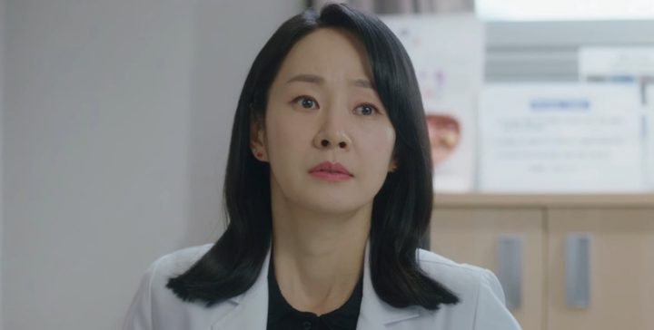 《医生车智淑》剧情槽点！狗血到像八点档，当医生换肝却不珍惜，女二好感度反超严正化-17