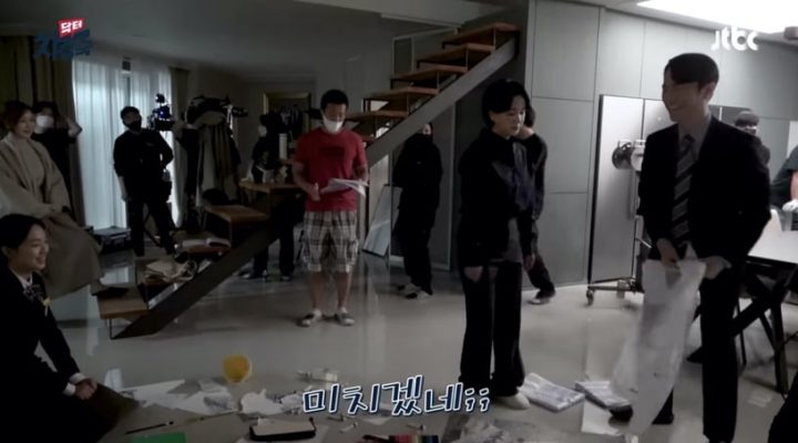 《医生车智淑》剧情幕后趣事！罗伊亲徐仁豪脸颊竟是即兴，金炳哲想看严正化被赏巴掌？-13