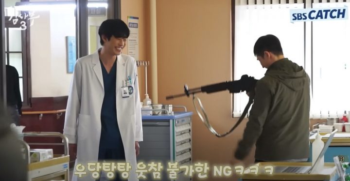 《浪漫医生金师傅3》7个剧情幕后秘密！2集坍塌戏拍半个月，第4季恩卓和雅凛会有孩子？-6