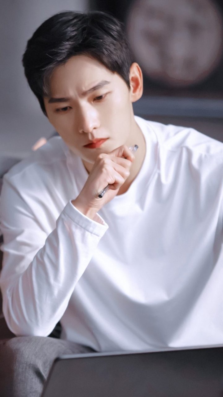 网评10位“苏感最强”现偶国产剧男神！杨洋&李现是芳心纵火犯，张彬彬苏感完全被低估了-2