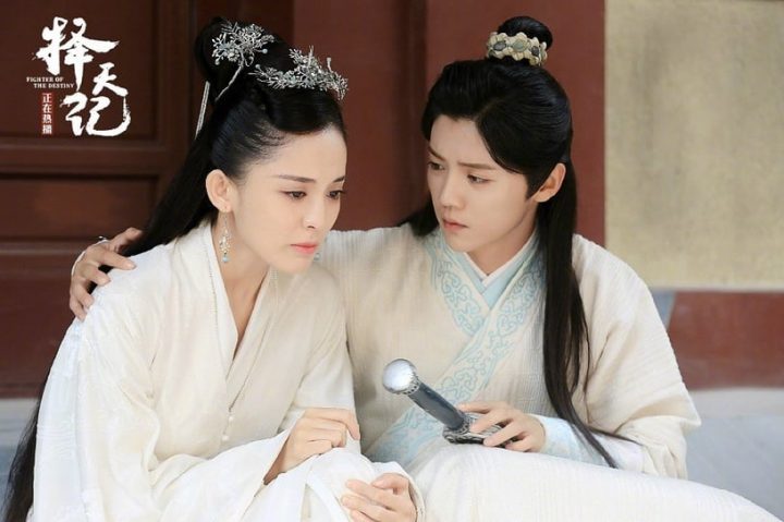网评10部“全网骂烂但其实好看”国产剧！《长月烬明》上榜，杨颖这部3.2分网播却破百亿-27
