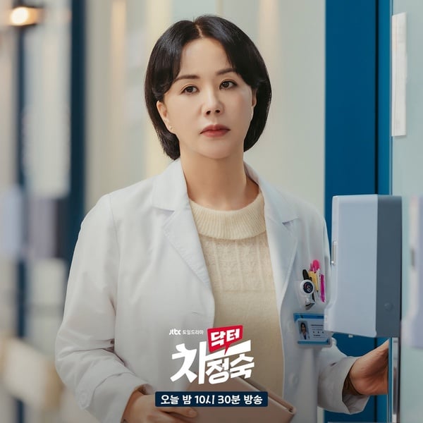 2023韩剧“IMDb评分”TOP8！《医生车智淑》才第5，冠军8.3分赢过《黑暗荣耀》-7