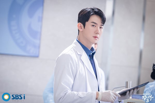 《浪漫医生金师傅3》结局前5现实面对比！好医生宇镇背11条诉讼，金师傅留在石垣有原因-9