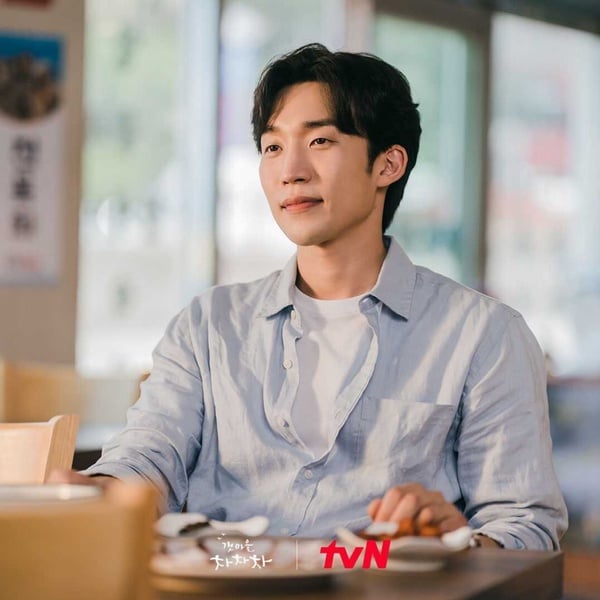 韩剧《猎犬》8位实力演员！健优演过李敏镐护卫，“阳中”竟是《黑暗荣耀》的他-6