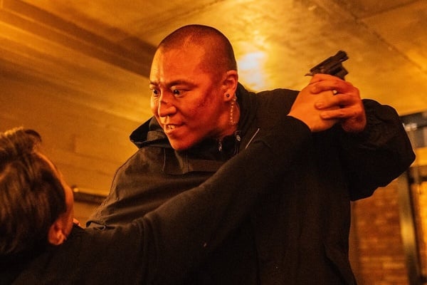 韩剧《猎犬》8位实力演员！健优演过李敏镐护卫，“阳中”竟是《黑暗荣耀》的他-23