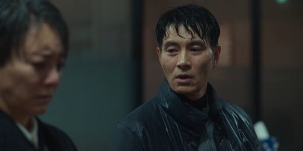 韩剧《猎犬》8位实力演员！健优演过李敏镐护卫，“阳中”竟是《黑暗荣耀》的他-19