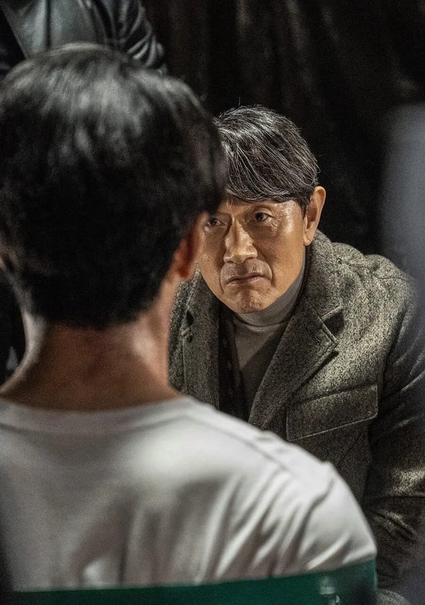 《獵犬》劇版&原著6大差異！崔社長並非善類，禹棹煥根本打不過金明吉，原版結局超反轉-7