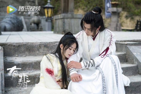 10对“年龄差很大”的国产剧CP！杨幂&许凯差9岁不搭，吴磊&谭松韵差9岁却是甜翻了-16