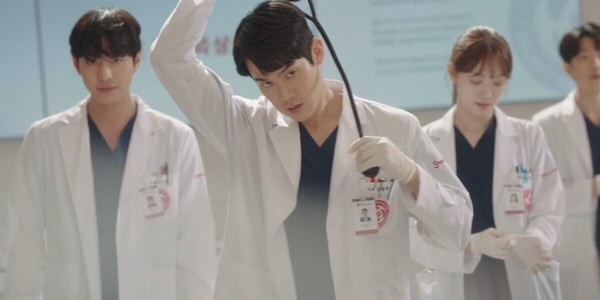 《浪漫医生金师傅3》结局8大彩蛋！每季结语藏细节，贤珠是点睛之笔，书静回归第四季？-2