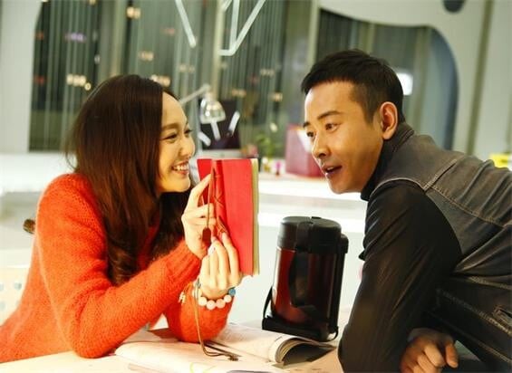 国产剧10对“真情侣”演CP！白敬亭宋轶不像在演，杨幂赵丽颖和前夫真甜过，这对尬到家了-7