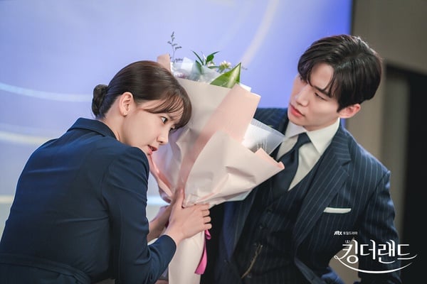 6月最热门韩剧TOP8！《今生也请多指教》第4，《金师傅3》《欢迎来到王之国》都输这部-16