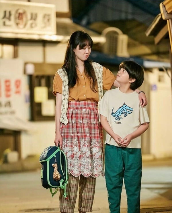 网评“演技超好”韩剧童星！《今生也请多指教》小知音有老灵魂，《坏妈妈》睿尽是戏精-15
