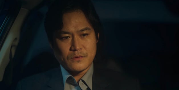 《D.P：逃兵追缉令2》25句悲愤台词：“不能用鸡蛋撞石头吗？破了也会留痕迹！”-12
