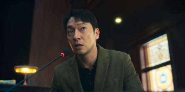 《D.P：逃兵追缉令2》25句悲愤台词：“不能用鸡蛋撞石头吗？破了也会留痕迹！”-22