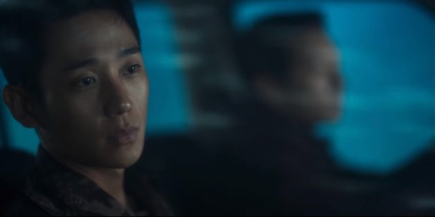 《D.P：逃兵追缉令2》25句悲愤台词：“不能用鸡蛋撞石头吗？破了也会留痕迹！”-6