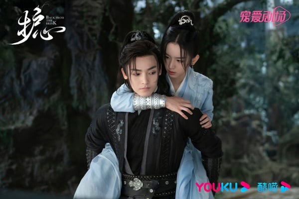 六月最热门国产剧TOP10！《雪鹰领主》第十《长风渡》第三，《偷偷藏不住》竟没拿下冠军-10