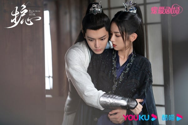 六月最热门国产剧TOP10！《雪鹰领主》第十《长风渡》第三，《偷偷藏不住》竟没拿下冠军-12