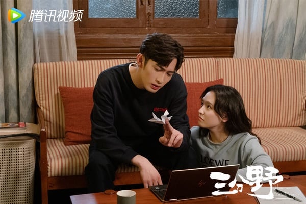 六月最热门国产剧TOP10！《雪鹰领主》第十《长风渡》第三，《偷偷藏不住》竟没拿下冠军-17
