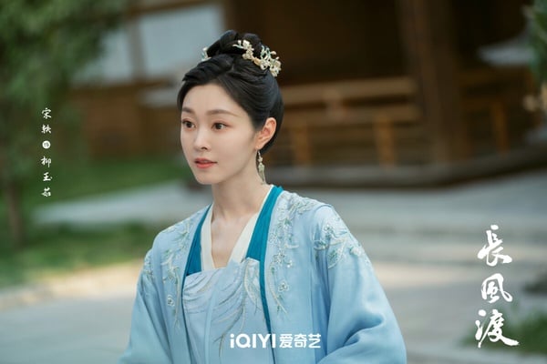 9位国产剧女星“颜值巅峰妆造”！《玉骨遥》任敏没《清平乐》美，而她只惊艳1次就走下坡-17