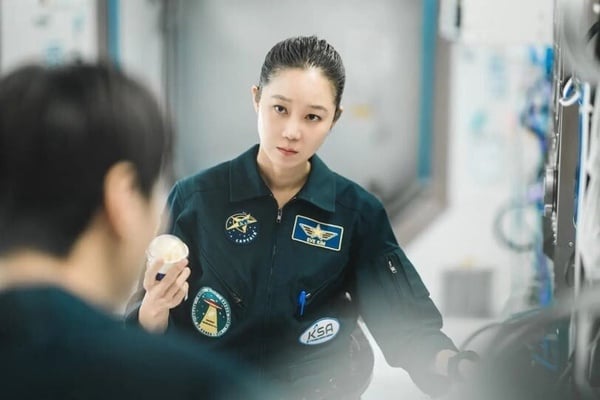 网议8位“作品质感有保证”韩剧演员！金泰梨戏少但精，申惠善&孔晓振是精品剧收视女王-15