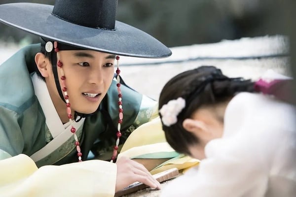 日网票选“最催泪古装韩剧”TOP10！《步步》第7输《花郎》，《拥月》第三，冠军难超越-3