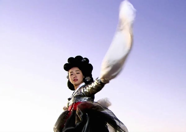 日网票选“最催泪古装韩剧”TOP10！《步步》第7输《花郎》，《拥月》第三，冠军难超越-6