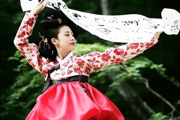 日网票选“最催泪古装韩剧”TOP10！《步步》第7输《花郎》，《拥月》第三，冠军难超越-8