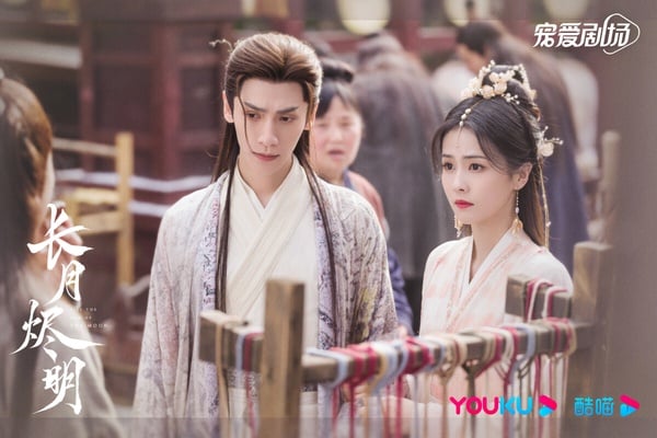 2023“网播量破15亿”国产剧TOP9！《偷偷藏不住》才8亿《长风渡》17亿，冠军唯一破50亿-22
