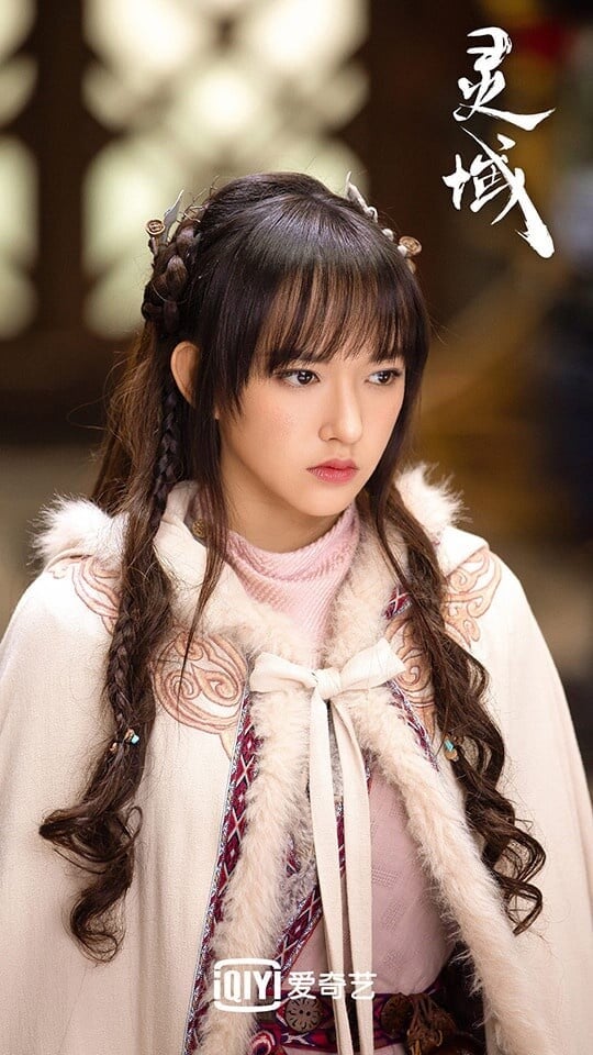 网评7位“不适合古装”国产剧女星！《玉骨遥》任敏被嘲，迪丽热巴评价两极，马思纯真的怪-13