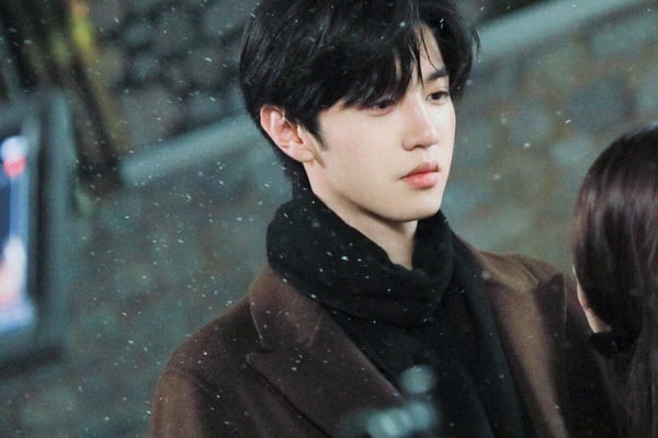 网评“最宠老婆”国产剧男主TOP10！《偷偷藏不住》段嘉许落榜，何以琛第4，冠军确实疼人-31