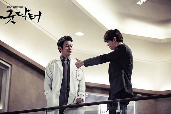 日票选最推荐医疗韩剧TOP10！《Doctors》第7输《机医》，《金师傅》登第3，冠军太经典-23
