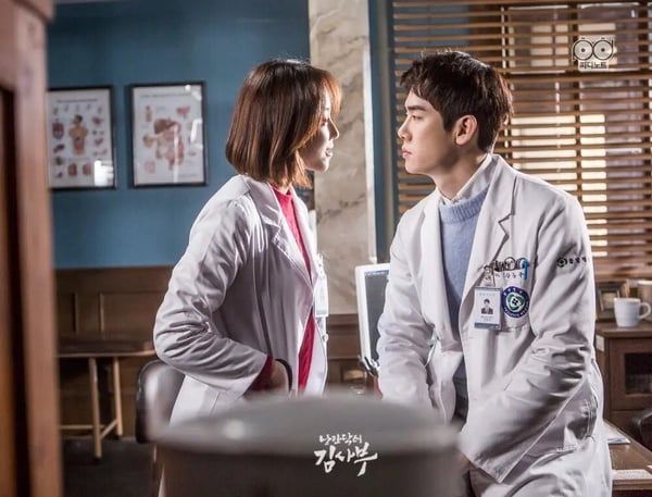 日票选最推荐医疗韩剧TOP10！《Doctors》第7输《机医》，《金师傅》登第3，冠军太经典-27