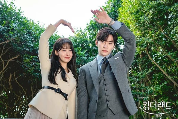 七月韩剧“观看次数”TOP7！《今生也请多指教》第3，这部打败《王之国》夺冠-20