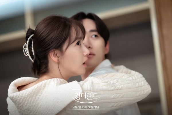 七月韩剧话题度排行TOP10！《今生也请多指教》第3，这部竟打败《欢迎来到王之国》夺冠-25