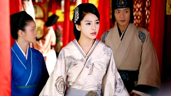 7位国产剧女星演“桐华小说女主”！《长相思》杨紫妈是宋茜？刘诗诗成经典，杨颖毁经典-18