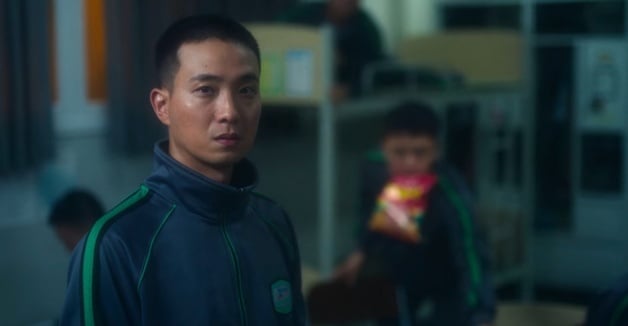 《D.P：逃兵追缉令2》10位鲜肉帅哥IG介绍！他撞脸李帝勋，好多熟面孔-6