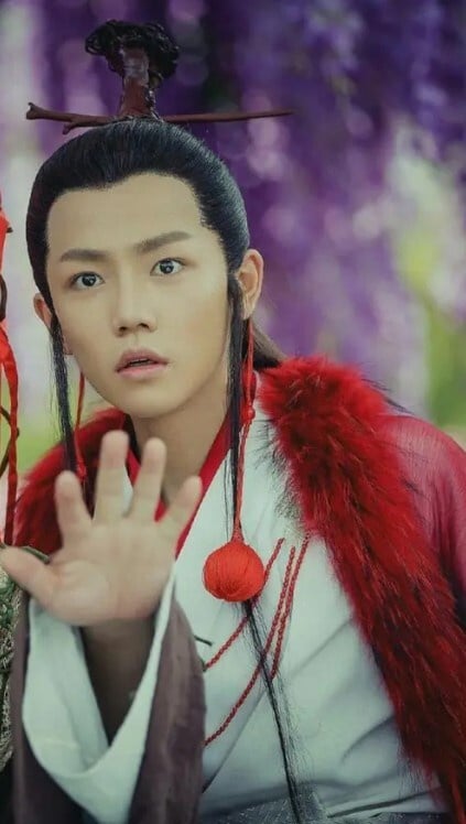 古装剧9位“魅惑众生”男狐狸精！《长相思》邓为、罗云熙都是美男狐，任嘉伦却好雷人-18