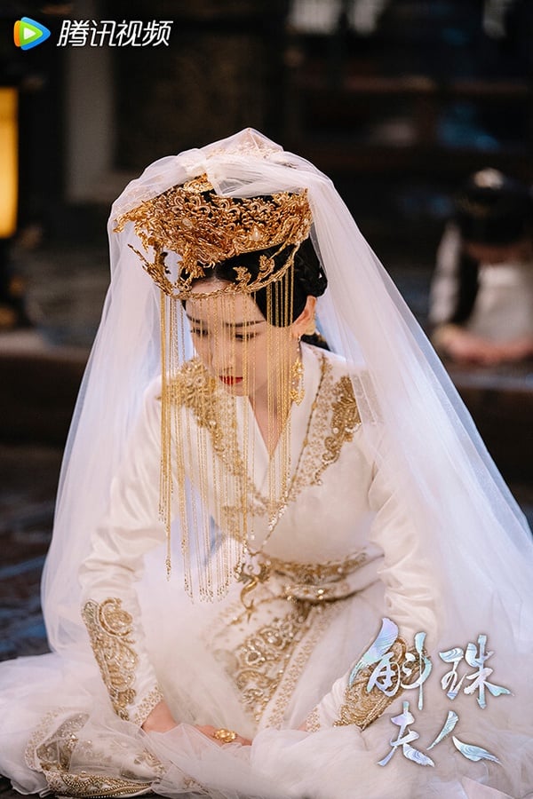 古装剧9个“命运极致悲惨”公主！杨紫《长相思》惨，但惨不过《东宫》，赵露思算幸福了-24