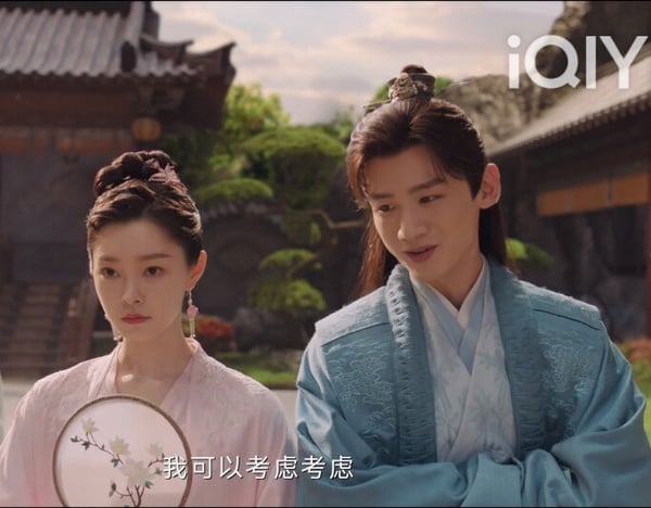 2023十对国产剧CP身高差！龚俊轻松环住热巴，任敏抱肖战要踮脚，王楚然靠杨洋靠得好辛苦-9