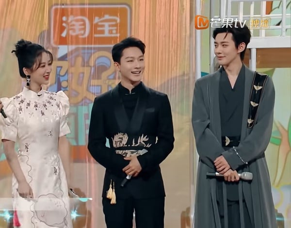 2023十对国产剧CP身高差！龚俊轻松环住热巴，任敏抱肖战要踮脚，王楚然靠杨洋靠得好辛苦-24