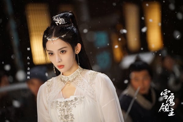 网评“最适合演古装仙侠剧”国产剧90花TOP10！白鹿没前十，迪丽热巴第四，李一桐冲第二-13