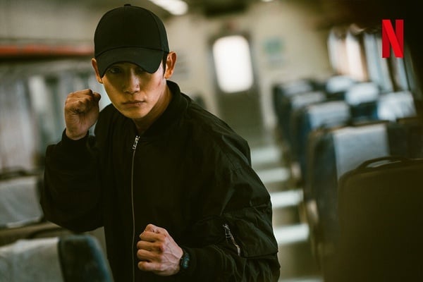 《D.P逃兵追缉令2》9个剧情幕后秘密！浩烈觉得俊浩是珍贵的人，而他公认是动作戏之王-13